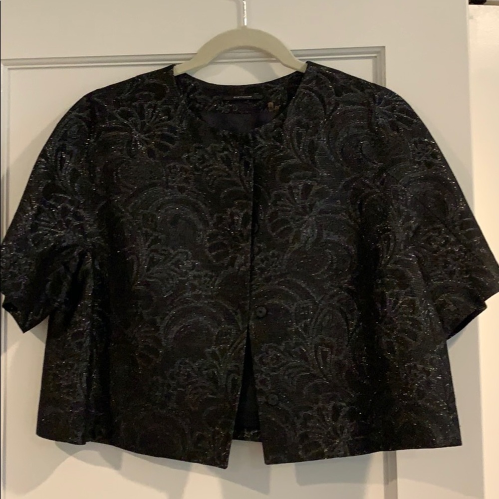 Elite Tahari Cropped Jacket